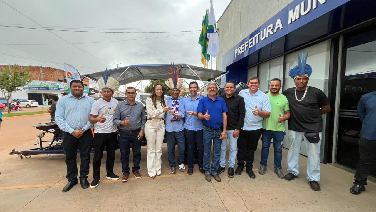 Legislativo de Lagoa da Confusão Acompanha Entrega de Ambulância e Lancha para Reforçar Saúde Indígena
